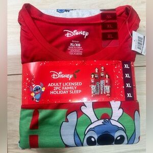Disney’s adult Stitch Holiday Pajama set Ho Ho ho size XL New